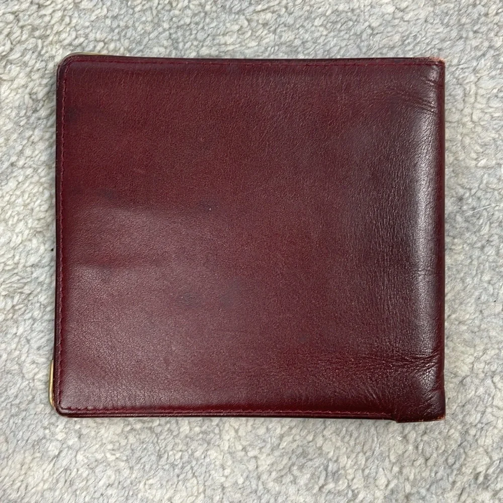 Cartier Paris Designer Bifold Wallet Burgundy Maroon Leather Bill Holder